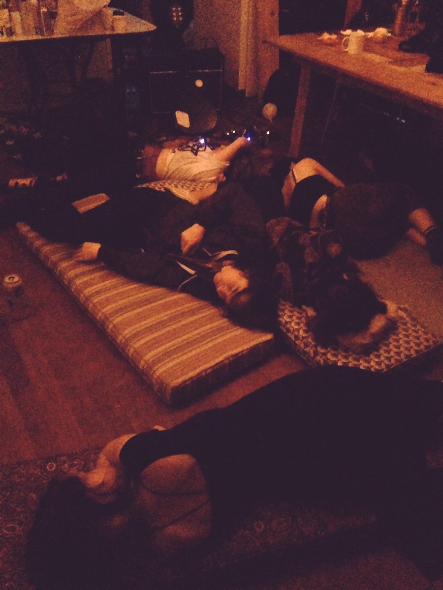 24hrshow's tweet photo. drone sleepover 💤 https://t.co/wOi0pmapYY