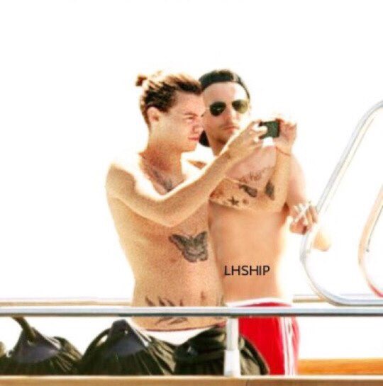 NoControlMari's tweet image. Наконец-то мы может видел оригинал фотографий с яхты
#ВижнФолловитВанду