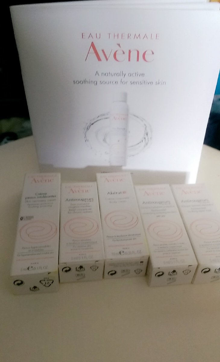 Candybuffetshq's tweet photo. Thanks 2@CarterMarissa &amp; @RamonaNicholas I picked these up to try of lovely @Sensitrace #louthchat #womeninbusiness https://t.co/gtoPBOPK8B