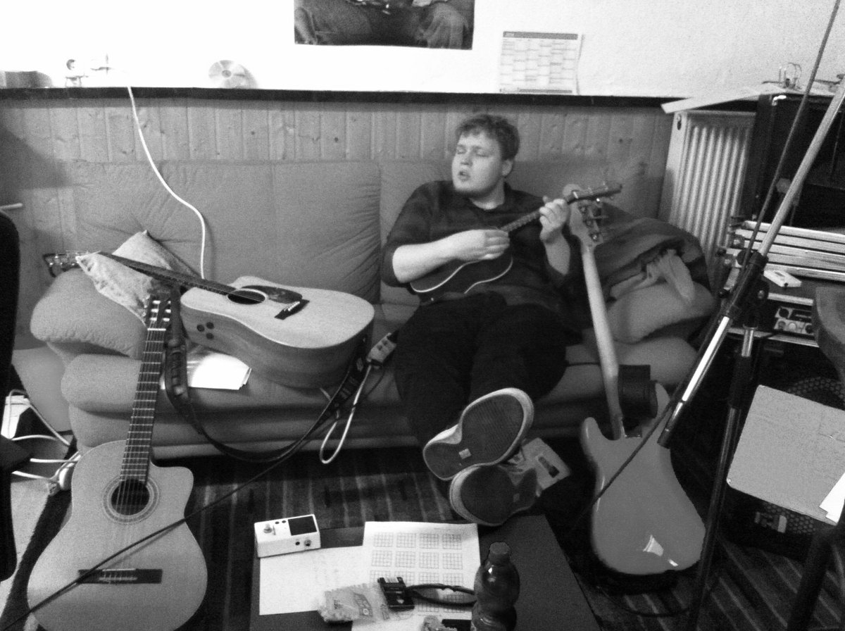 Mathieu in the guitar world #Umleitung #Guitar #music #charts #pop