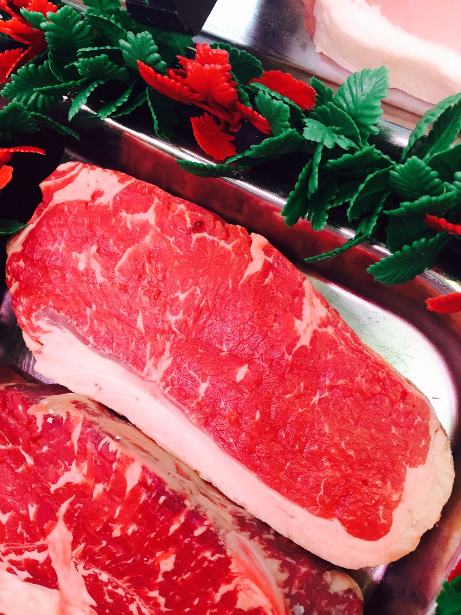 HookedFish1's tweet photo. Such a lovely day! And we have the best fresh meat &amp; fish money can buy, can't beat a lazy sunday👌🏻 @MontonShops https://t.co/RJoT7nIwD3