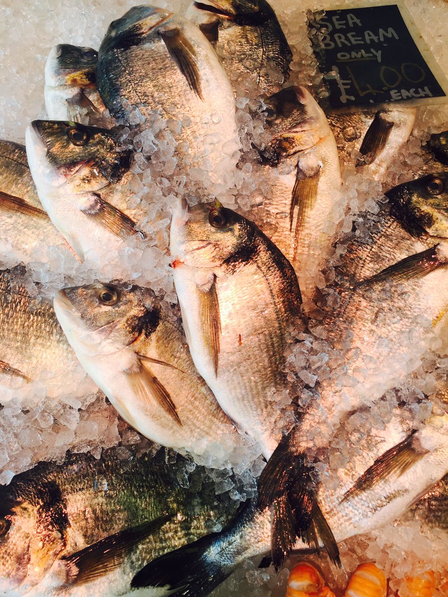 HookedFish1's tweet photo. Such a lovely day! And we have the best fresh meat &amp; fish money can buy, can't beat a lazy sunday👌🏻 @MontonShops https://t.co/RJoT7nIwD3