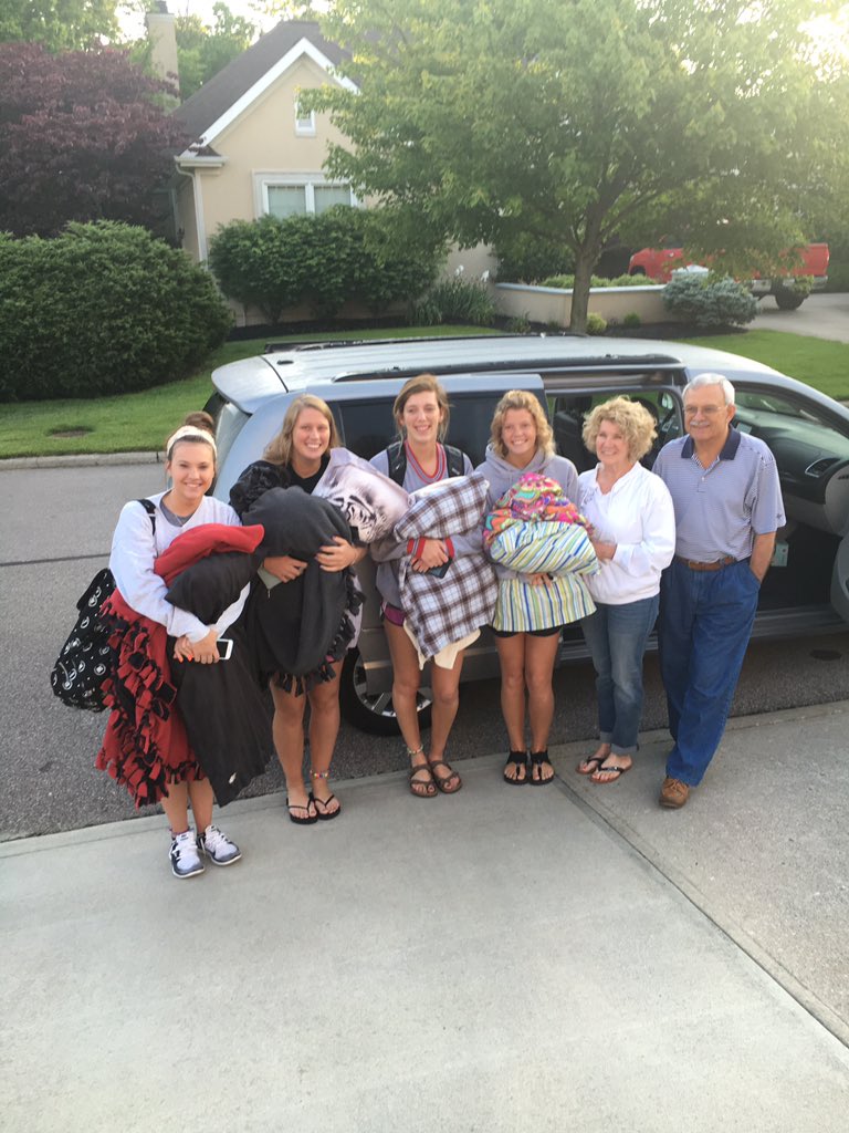 jenniferblomer's tweet image. The fun has begun @k33blomer @t_philpot21 @SamRodgers21 #besafehavefun #donandnana