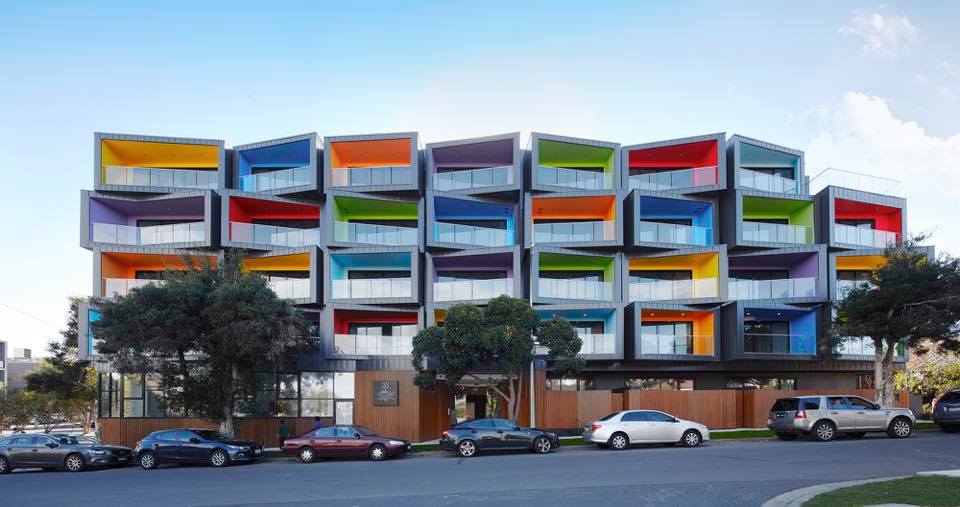 ContrastJO's tweet photo. Spectrum Apartments
شقق سكنية في أستراليا بشرفات ملونة تنبض بالحياة ..
من تصميم Kavellaris Urban Design https://t.co/NA6hB4rwgv