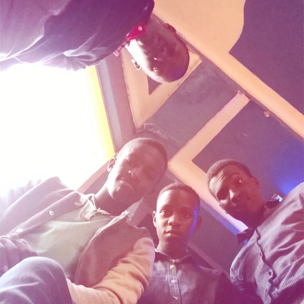 keith_kiapi's tweet image. The squad on flick