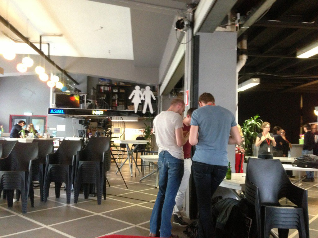 Stacy_MADLabNL's tweet photo. #SHD040 It's a wrap! #5th Edition in Eindhoven is a cherry on top of evolution. Enjoy after Glow. Until next time! https://t.co/FOVok2RM0T