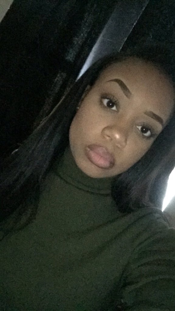 seemy_halo's tweet photo. Am I too late ? π© #SpelmanTwitter ππ½ππ½ https://t.co/WpxmJNf7Jx