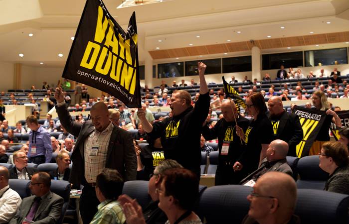 Operaatio #Vakiduuni tempaisi Metalliliiton liittokokouksessa pätkätöitä vastaan! #Metalli2016