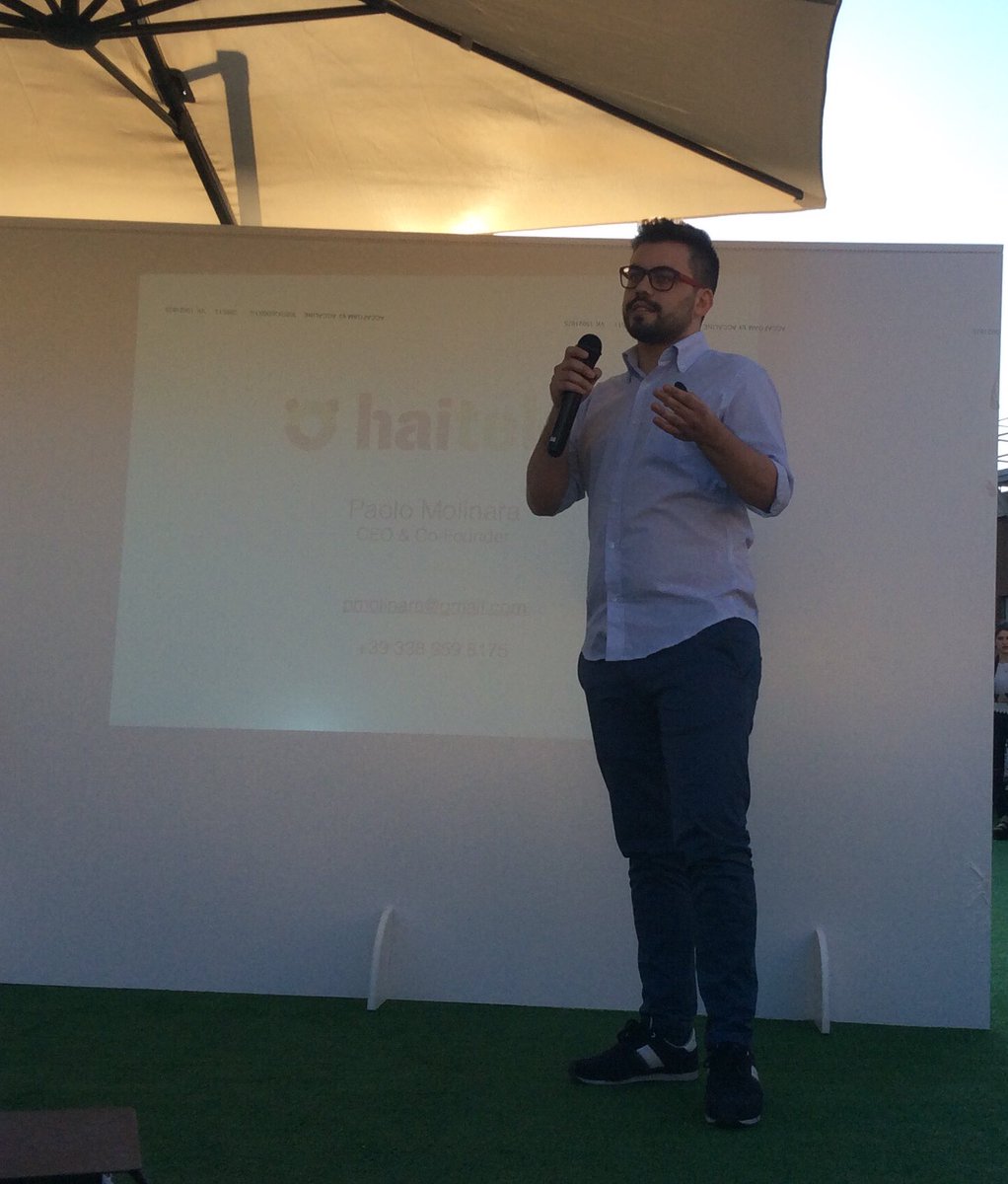 StartupRoma's tweet photo. Tu e la tecnologia siete due mondi a parte? #Haiteku ti fa arrivare il tecnico a casa e non solo.
#swroma16 #pitch https://t.co/0cQcggf8Xs