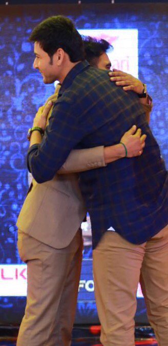 impradeepmachi's tweet photo. Thankyou somuch @urstrulyMahesh sir..nd everyone for the love n support:):) 
Hope u all had fun https://t.co/Psn5EaEgRI