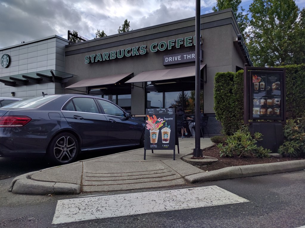 glcross's tweet image. Brought this error to staff attention.  No action. Does anyone care about mobility impaired? #starbucks
