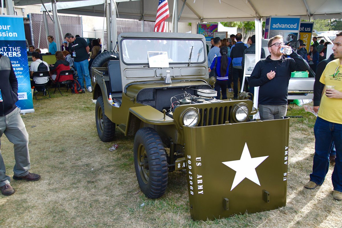 make's tweet photo. Don't miss! A #3DPrinted (and drivable) 1952 Willys Army Jeep at the #DOE booth  @ENERGY Zone 7, #MFBA16 https://t.co/F27hUFsZ9N