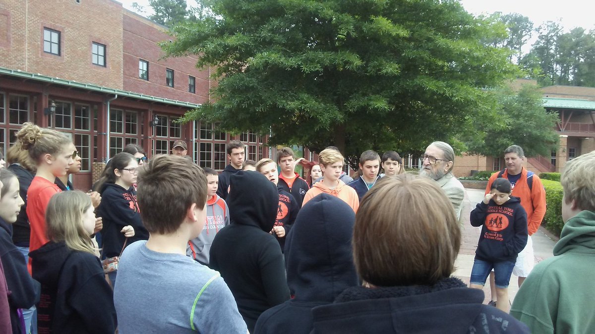 An early morning visit to Jamestown Settlement before heading back to York PA. @historyisfunorg #drummerscall