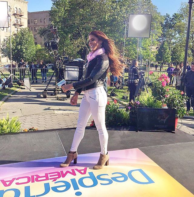 FansFranciscaL's tweet photo. Siempre hermosa nuestra reina @franciscaNBL para @despiertamerica, transmitiendo desde New York. https://t.co/JhVbegOJ8m