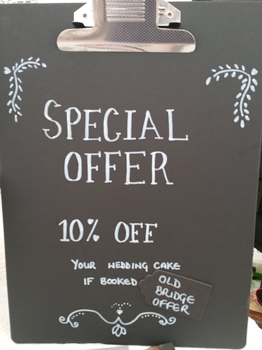 Come visit <a href="/Planitcake/">Naomi Simon</a> today at #oldbrige