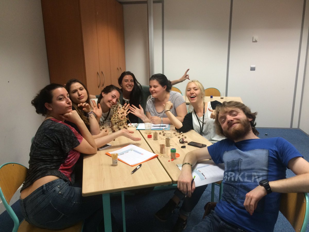 licencefdv's tweet photo. #grosdebrief #grossejournée #grosweekend #evaluateurs https://t.co/FCzxuyE5EU