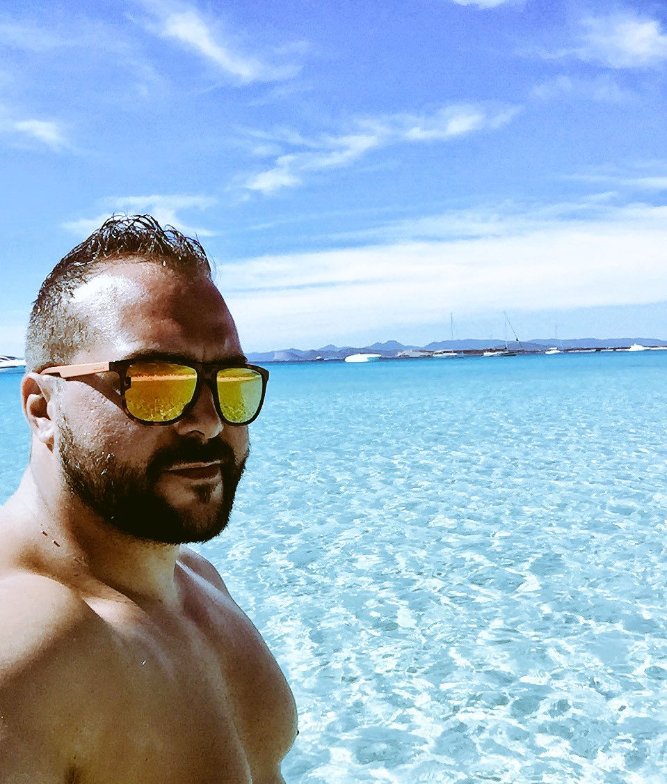 GeorgeBestDJ's tweet photo. Back to the Beach  🏝 https://t.co/7Ol9CMM8VH