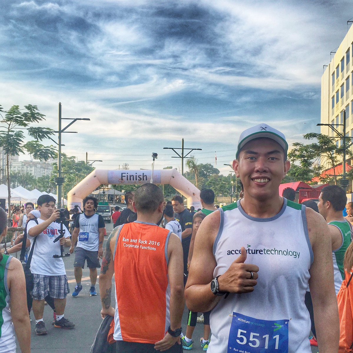 lexcruzzz's tweet photo. Finish what you have started. Reach your goal. Never quit. #Finisher #Accenture #RunAndRock https://t.co/806pPh3ahp