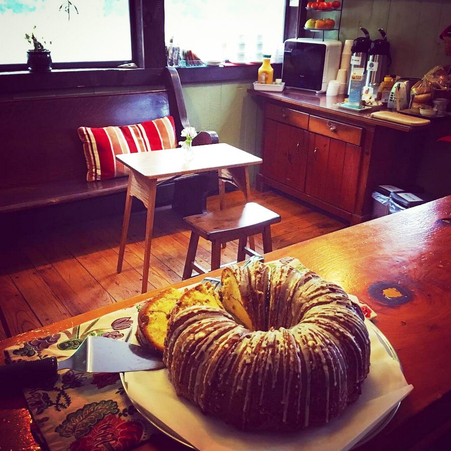 phoenicialodge's tweet photo. Expanding our morning baking repertoire.  #sogood #coffeecake #phoenicia #catskills https://t.co/NHNHdWRX3L