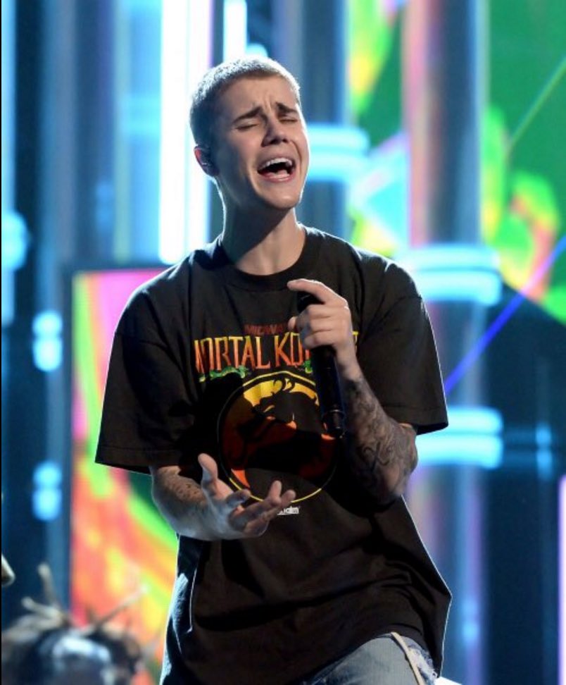 AsiaPop40's tweet image. Can't wait to see @justinbieber perform at the #BillboardMusicAwards ⁉️ 
Neither can we‼️😬 #JustinBieber 💕