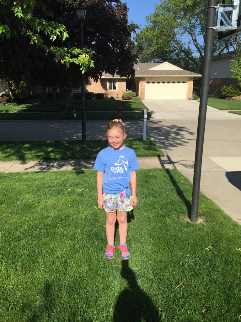 bribull's tweet image. Abbie getting ready for her first 5k.   #GirlsOnTheRun