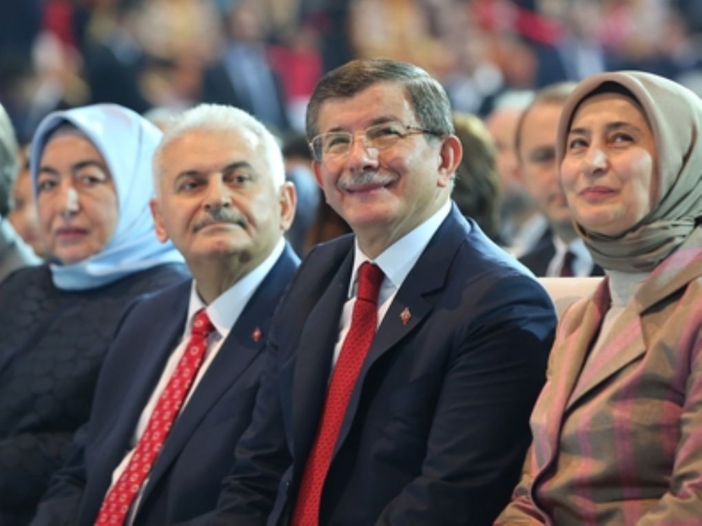 AK Parti'de yeni genel başkan Binali Yıldırım oldu bit.ly/1RhBxx6