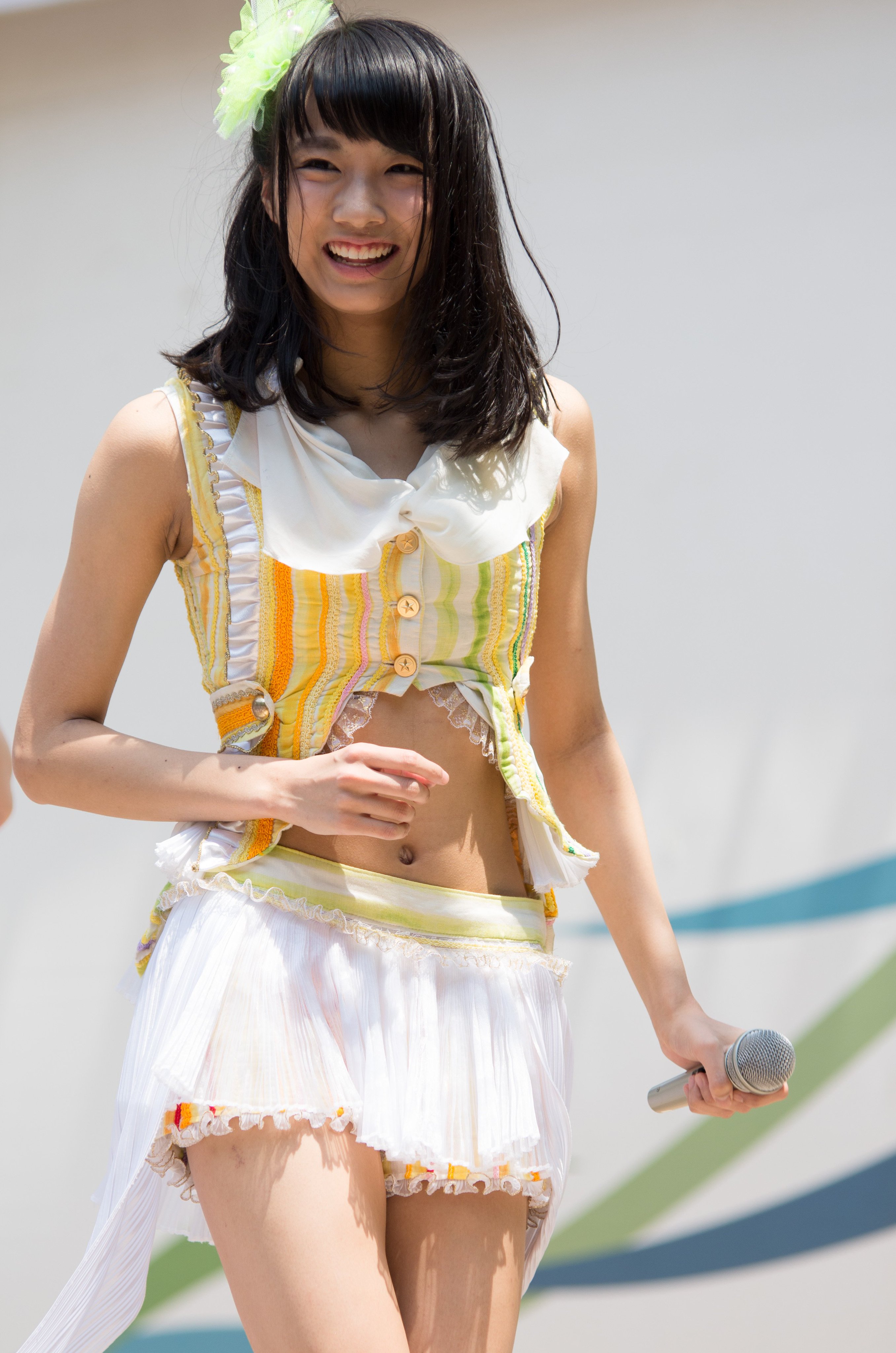 まわり 清水理子さん 虹のコンキスタドール予科生 ららぽーと横浜 水着姿も似合いそうなスタイル抜群の健康的な美人さん 鶴見さんよりも身長が高そうに見えたけど実際はどうなんでしょうか 虹コン T Co J3osgjdlo3 Twitter
