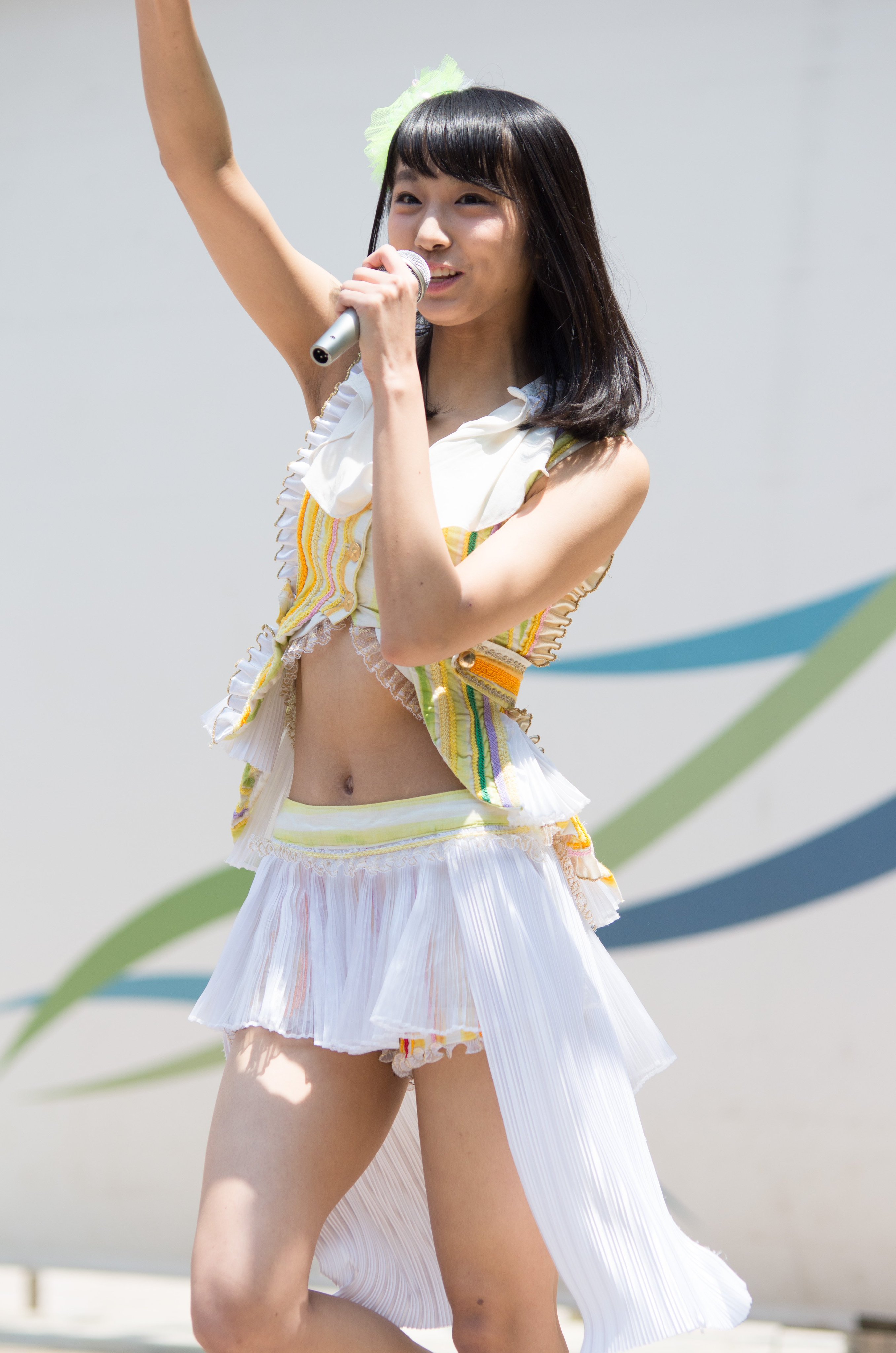 まわり 清水理子さん 虹のコンキスタドール予科生 ららぽーと横浜 水着姿も似合いそうなスタイル抜群の健康的な美人さん 鶴見さんよりも身長が高そうに見えたけど実際はどうなんでしょうか 虹コン T Co J3osgjdlo3 Twitter
