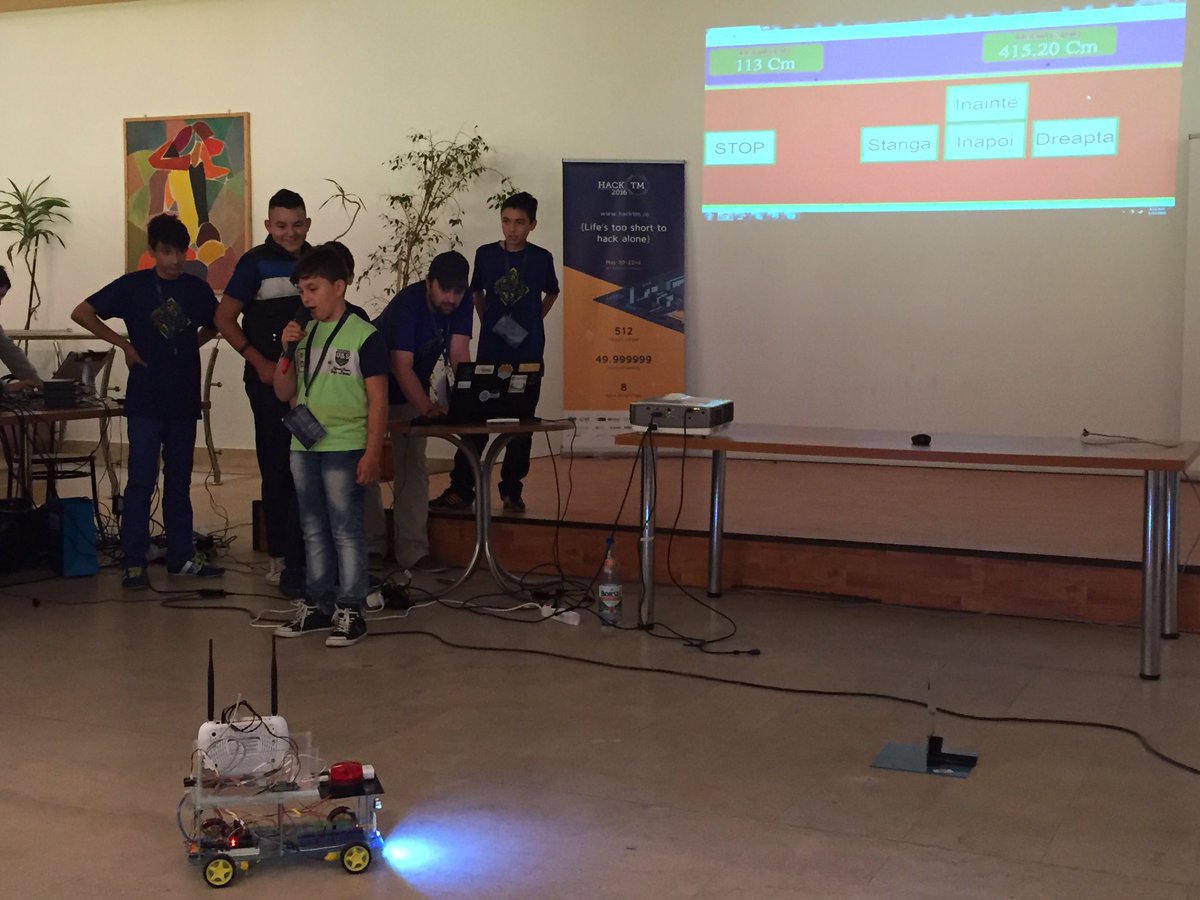 diando70's tweet photo. Smart Security Car project in#Robotic #hacktm2016 https://t.co/hvogpXPdLD