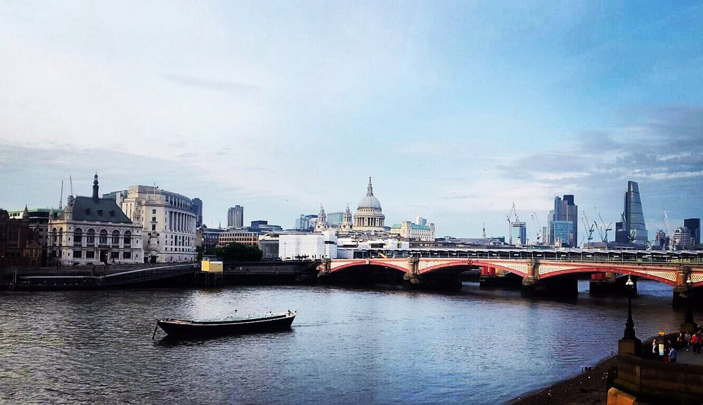 thefizzyrascal's tweet photo. Stunning view @OXO_Tower for yesterday's wedding #riverthames #london #wedding #stpauls #thefizzyrascal https://t.co/7gxiNQg6qJ