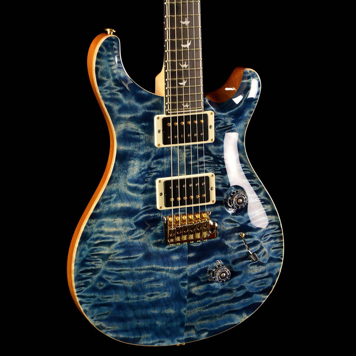2tonebros's tweet photo. If you inherited some money and had $3000 to spend on a guitar of your dreams? What would it be? #dreamersunday https://t.co/ZaVhaJkwEB