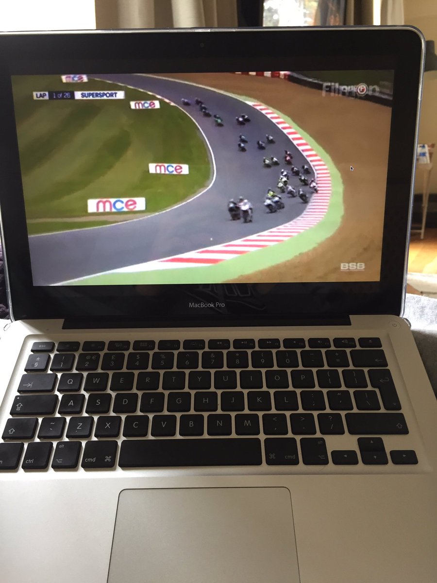 MikeGraves95's tweet photo. When you can't be there in person you have to find a way of supporting ya mate! @Masonlaw20 https://t.co/G9cQmwYNBw