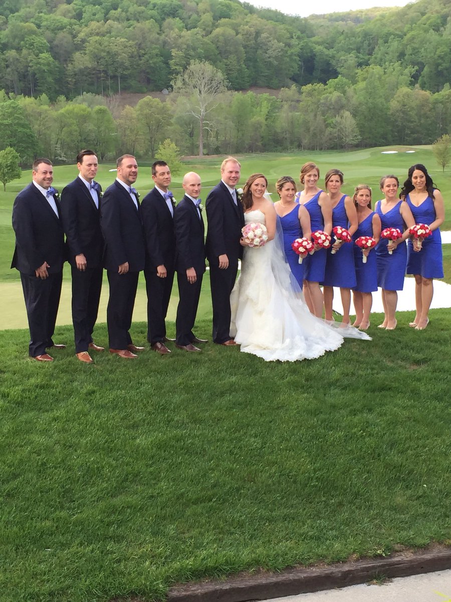 pmvlimousine's tweet image. Congrats to Corey and Lori! We were happy to be a part of your wedding day! #pmvlimousine #hollowbrook