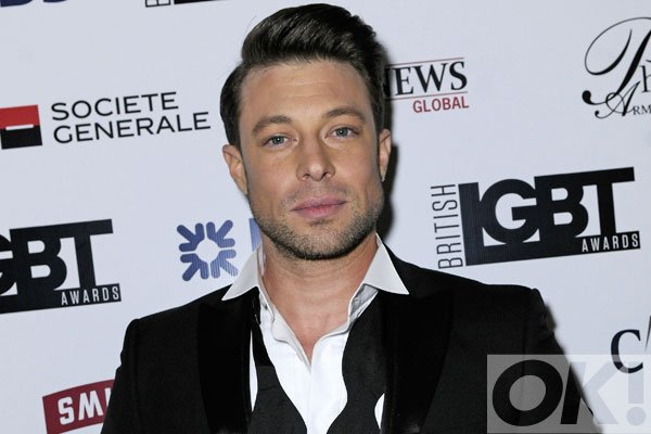 OK_Magazine's tweet photo. AMAZING! Blue singer @MrDuncanJames is joining #Hollyoaks! Star to play newcomer Ryan: https://t.co/9U29KlF9x2 https://t.co/kPWx99FK9s