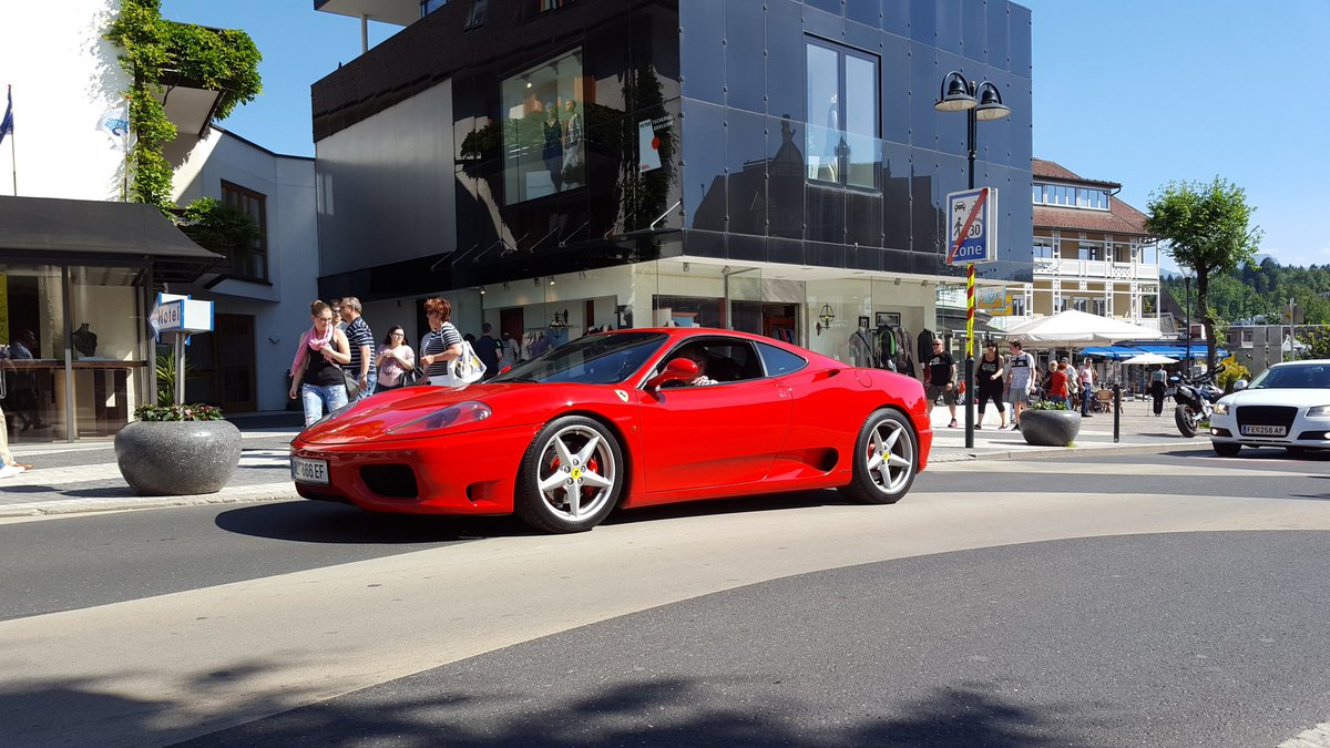 supercars_wlake's tweet photo. Ferrari 360modena #supercars #wlake #pornonwheels #ferrari #f360modena #italia #loud #velden #veryrichpeople #v8 https://t.co/ZO9Bev1MYi