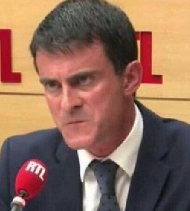 Louizeline's tweet photo. [Loi Travail] Les actions prennent de l'ampleur 
4/8 raffineries à l'arrêt Plusieurs dépôts bloqués 
"Ça va mieux!" https://t.co/J64fCOhmra