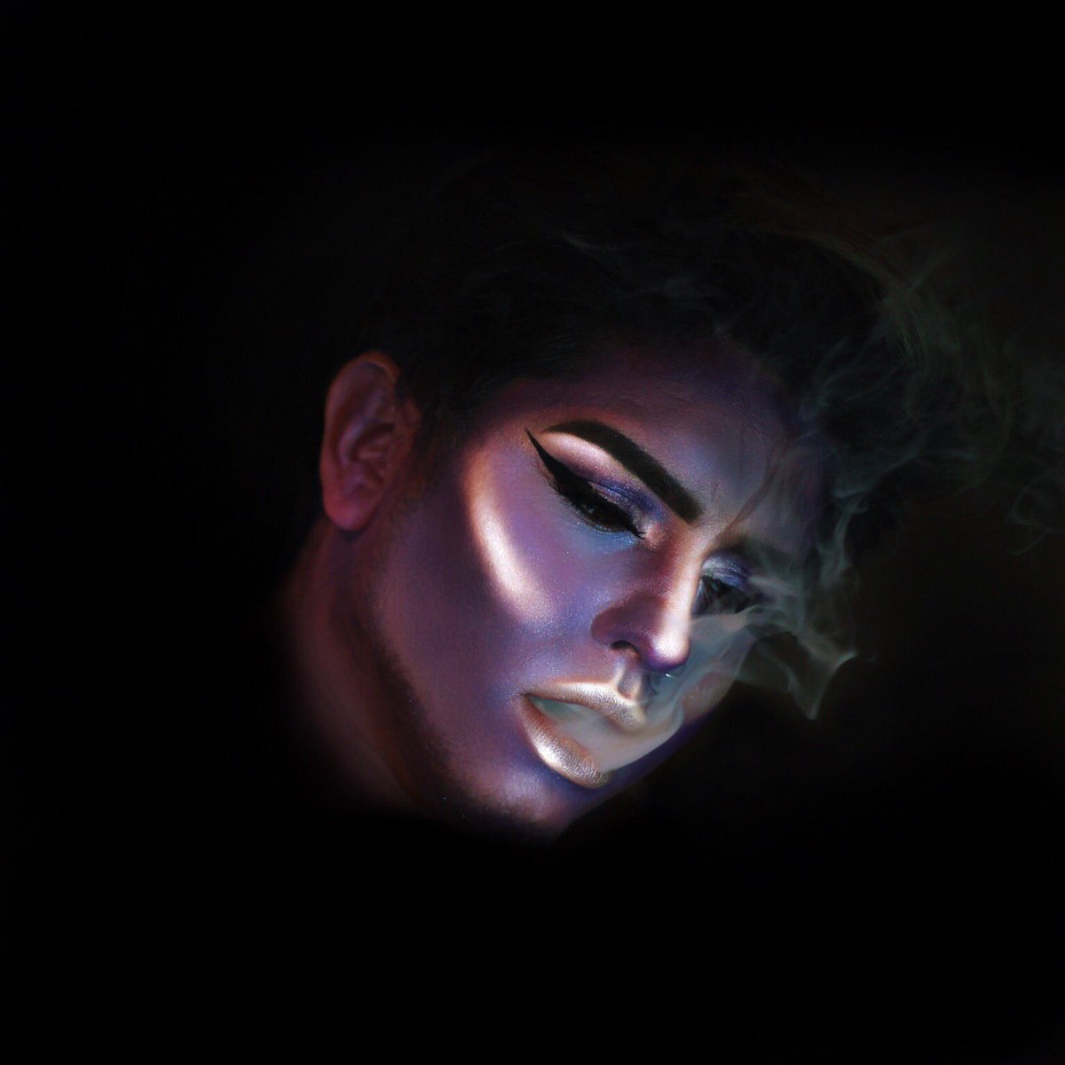 arielle_espana's tweet image. so people keep asking what these looked like before the edit and filter so here's a pre-edit and the edit