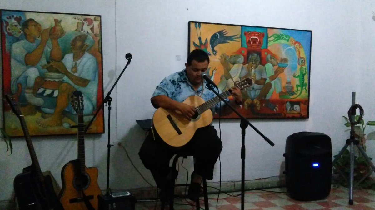 Netorocks's tweet image. Excelente noche con amigos en la Galeria Cafe Gamboa.