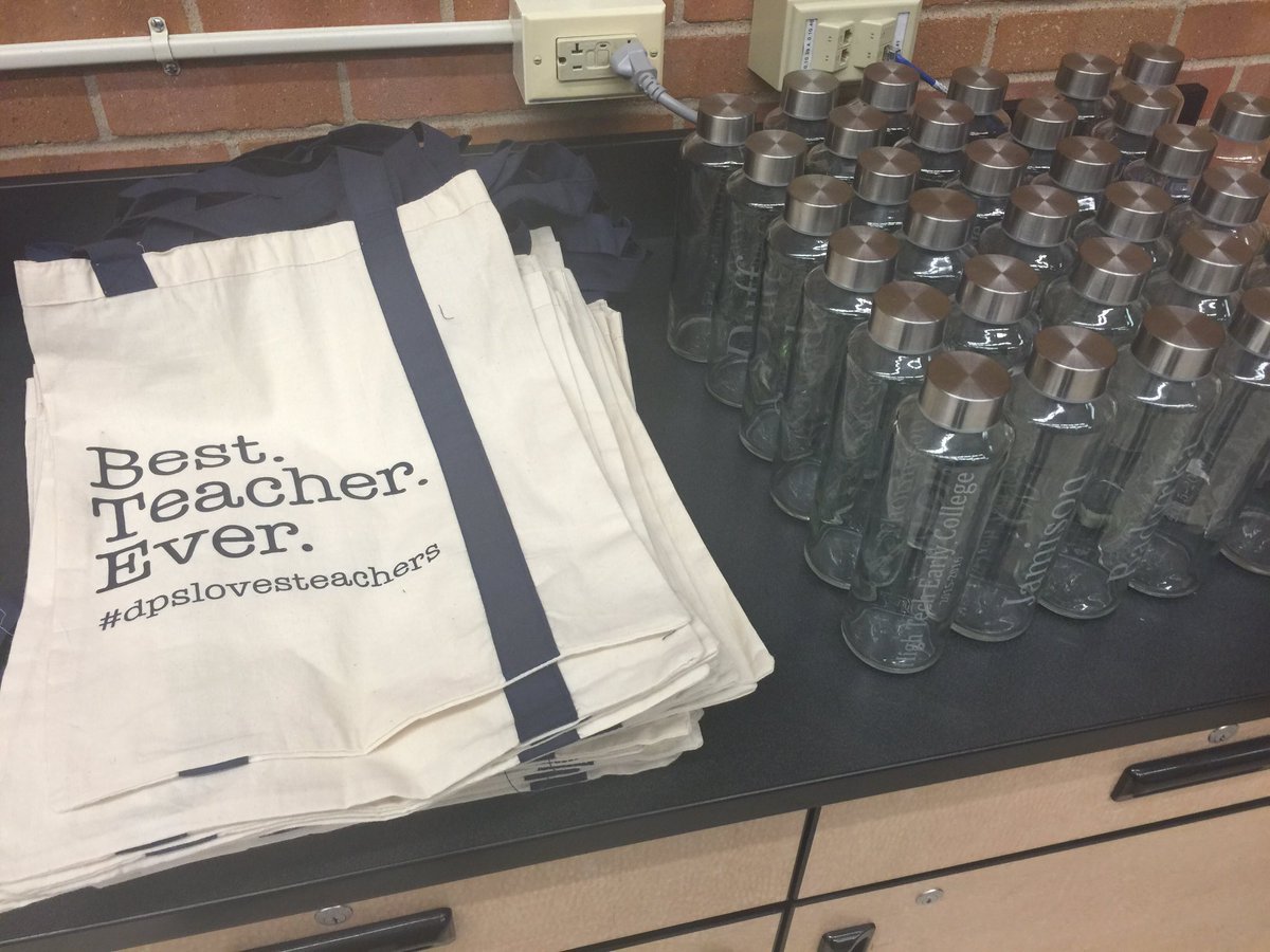 jms2giz's tweet photo. Celebrating and recognizing our amazing staff during Teacher Appreciation Week @htec_dps https://t.co/C8IuNmpmHe