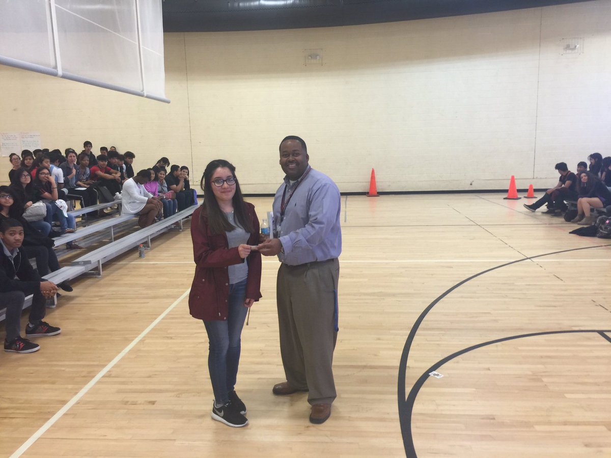 jms2giz's tweet photo. Recognizing and celebrating student achievement, growth &amp; effort w/ACT. @htec_dps @DPSNewsNow https://t.co/rc1T9E3lYj