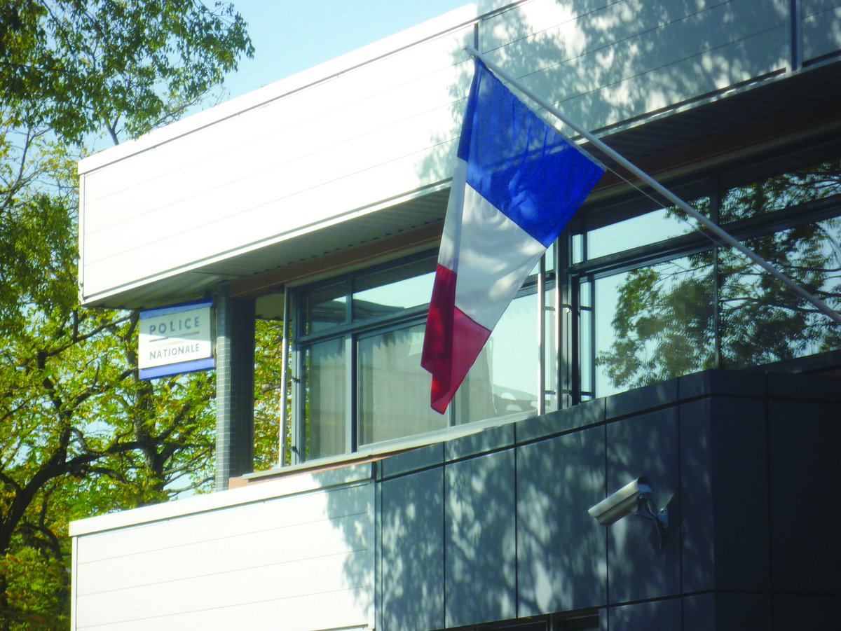 PLESBLAGNACAIS's tweet image. Incident ce matin au casino #Androméde. Intervention police #Colomiers  35 mn après. inacceptable #plusdeproximité