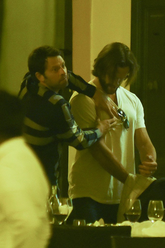 MoorRachel's tweet photo. OMG😄 Misha, what're u doing? #JIBCON7  #SPNFamily https://t.co/yul0qN6qoT