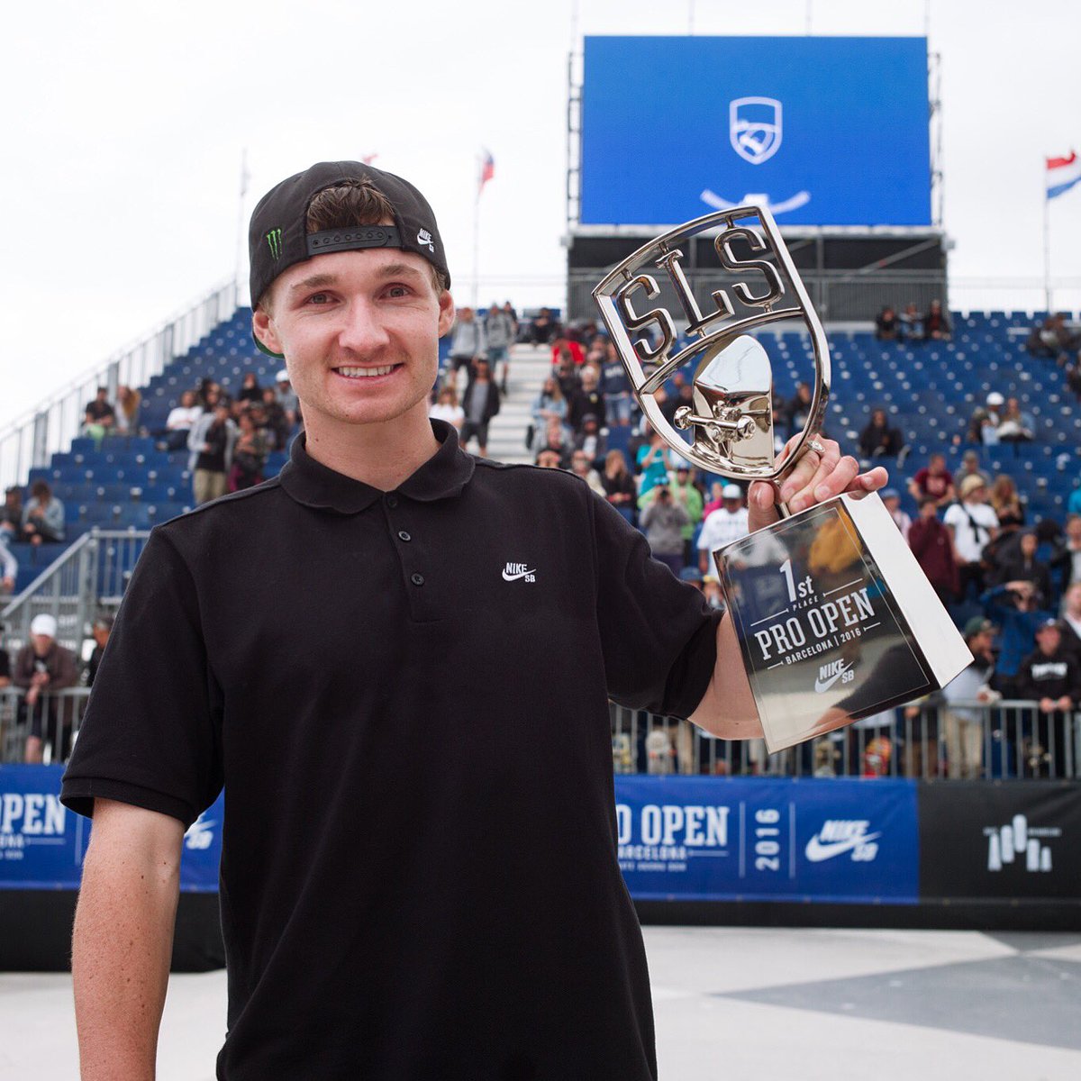 nikesb's tweet photo. Tampa Pro ✔️
#SLSProOpen ✔️
Congrats, Shane. Two Golden Tickets to the @streetleague Super Crown World Championship. https://t.co/VLDCeX8JMt