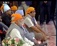 sumankwatra5's tweet photo. पीएम नरेंद्र मोदी ईरान(तेहरान) में गुरुद्वारा भाई गंगा सिंह सभा में https://t.co/KJLVKb3IaG