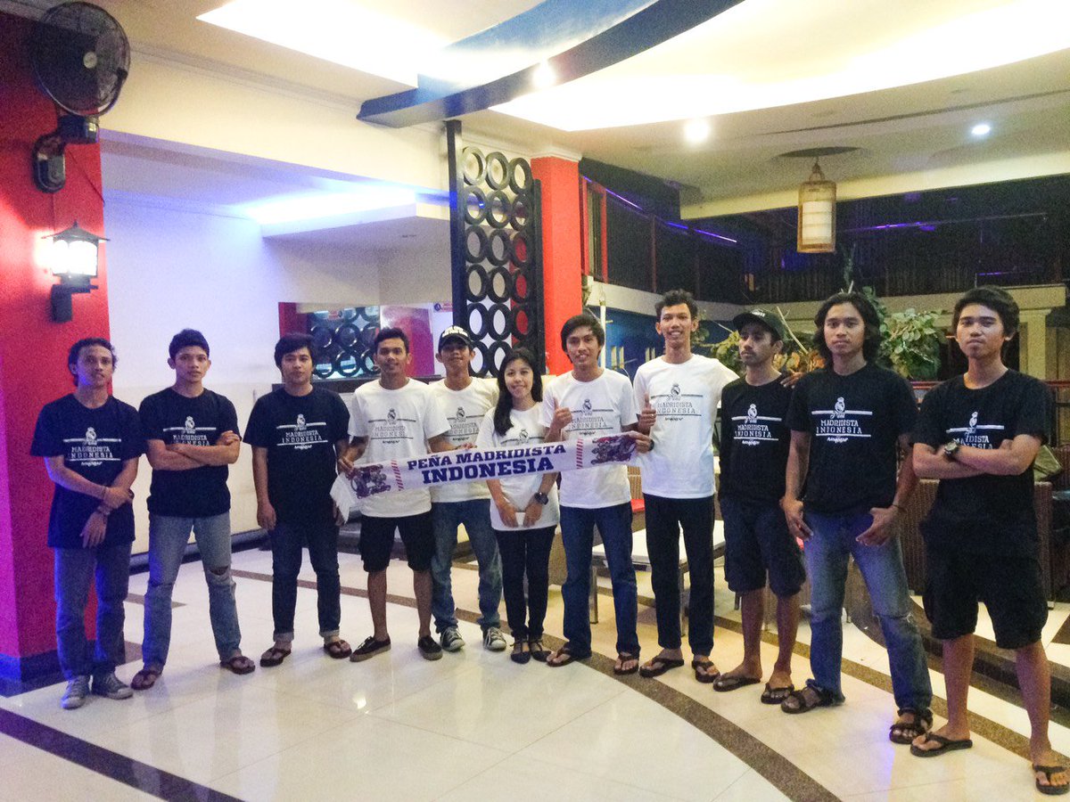 Salam kenal dr kami, pengurus dan member <a href="/PMID_Mks/">PMID Makassar</a> .
Cc : <a href="/PenyaMadrid_ID/">Peña Madridista Indonesia</a>