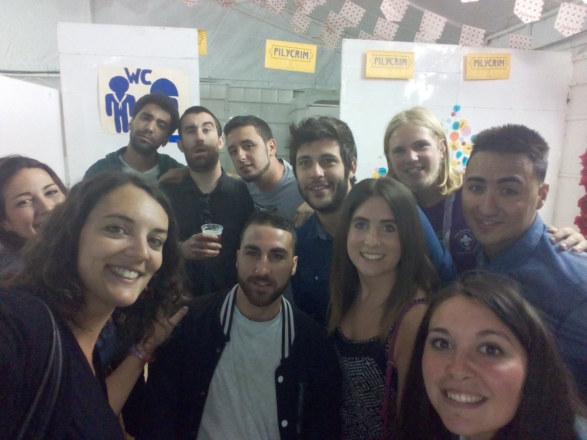 Aquí estamos! En <a href="/LaExploraora/">La Exploraora</a>  en #lamejorcasetadelaferia !!