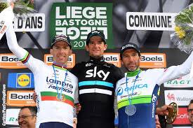 Boubouchke's tweet photo. Qui peut me dire pourquoi le 2ème et 3ème ne sont pas à leur place sur le podium??? #LBL2016 bizarre https://t.co/410d1wczCj