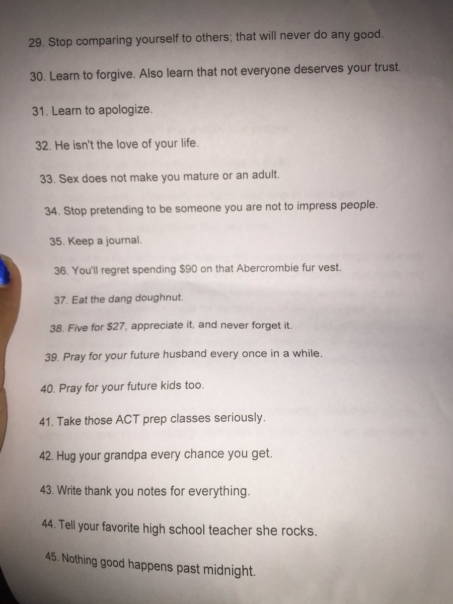 LesleyRandall15's tweet photo. my mom printed this out for me &amp; every girl in high school should read this, srsly!! https://t.co/nCICpwZHcn