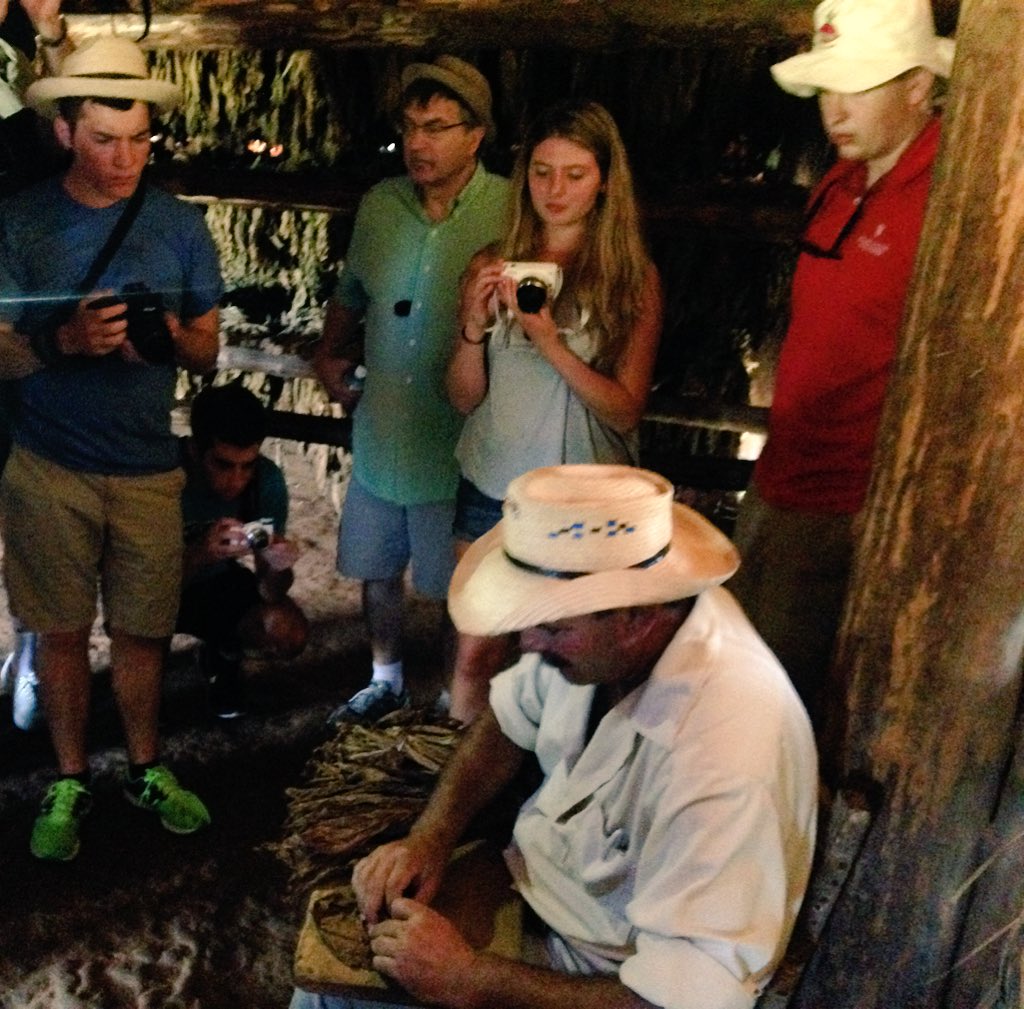 KSBStudyAbroad's tweet photo. Visiting a tobacco farmer in the Vinales Valley #busc272 https://t.co/UD9qZN0OHy