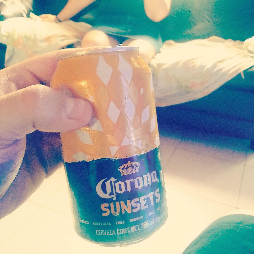 EmmanuelCano18's tweet photo. @corona #sunset  😎 https://t.co/h0QKc4kO0h